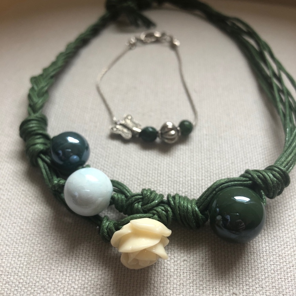 Set: UNIQUE necklace and bracelet